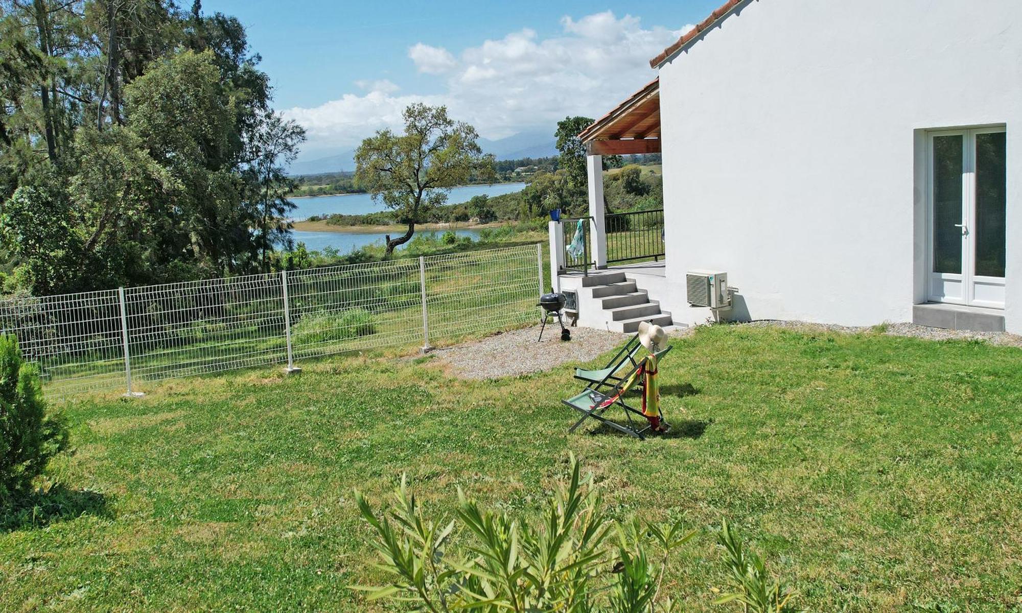 Locations "Chezchristine Aleria" A Aleria Villa Szoba fotó